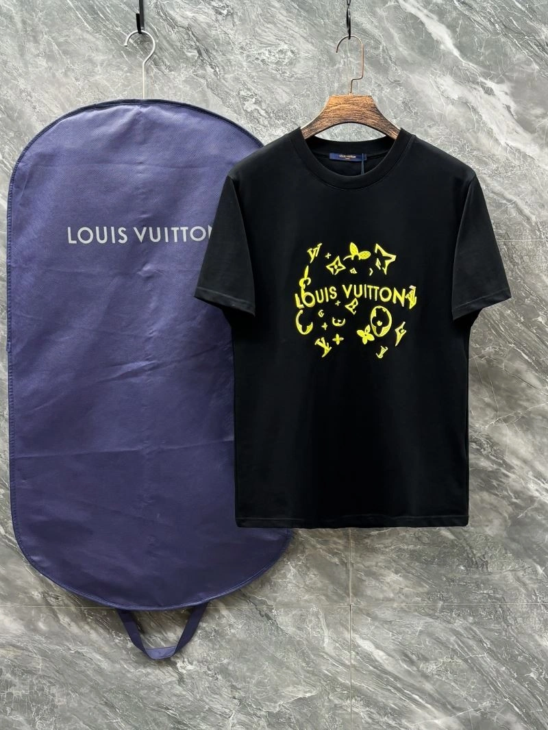 Louis Vuitton T-Shirts EasyMatch 136203