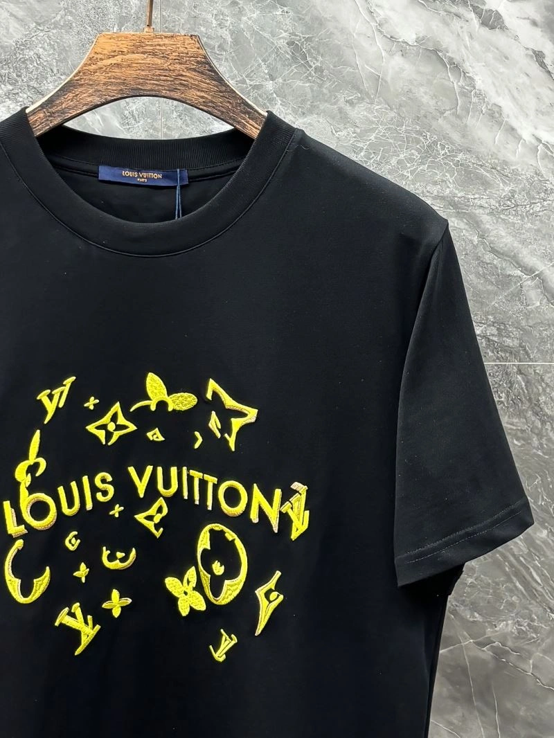 Louis Vuitton T-Shirts EasyMatch 136203
