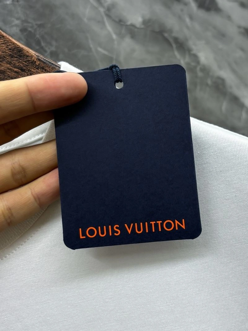 Popular Louis Vuitton T-Shirts 136207