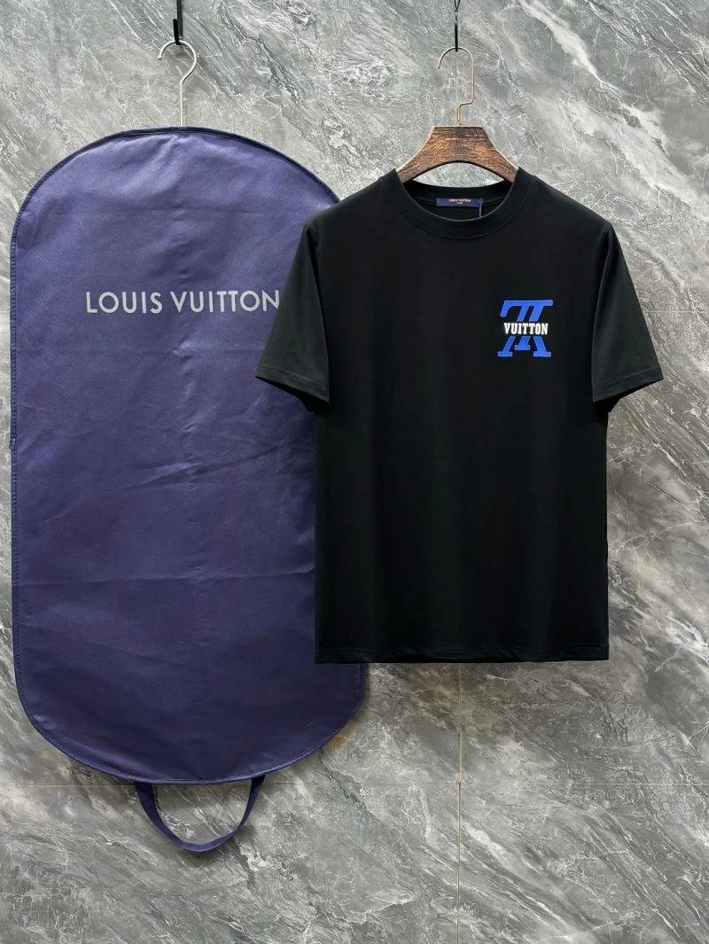 Bright Louis Vuitton T-Shirts 136208