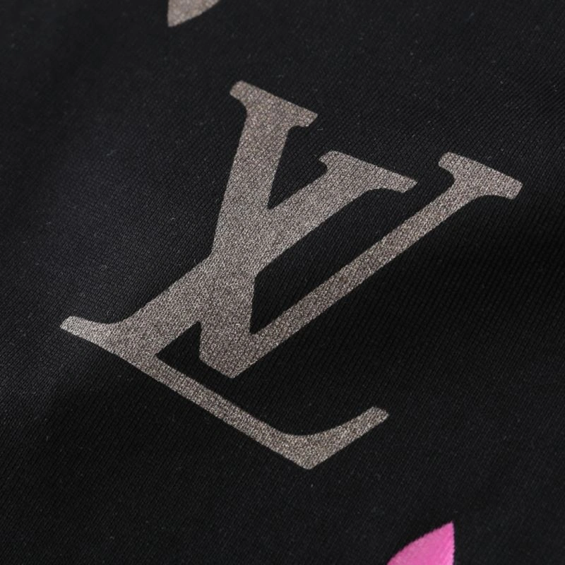 ZipUp Louis Vuitton T-Shirts 136196