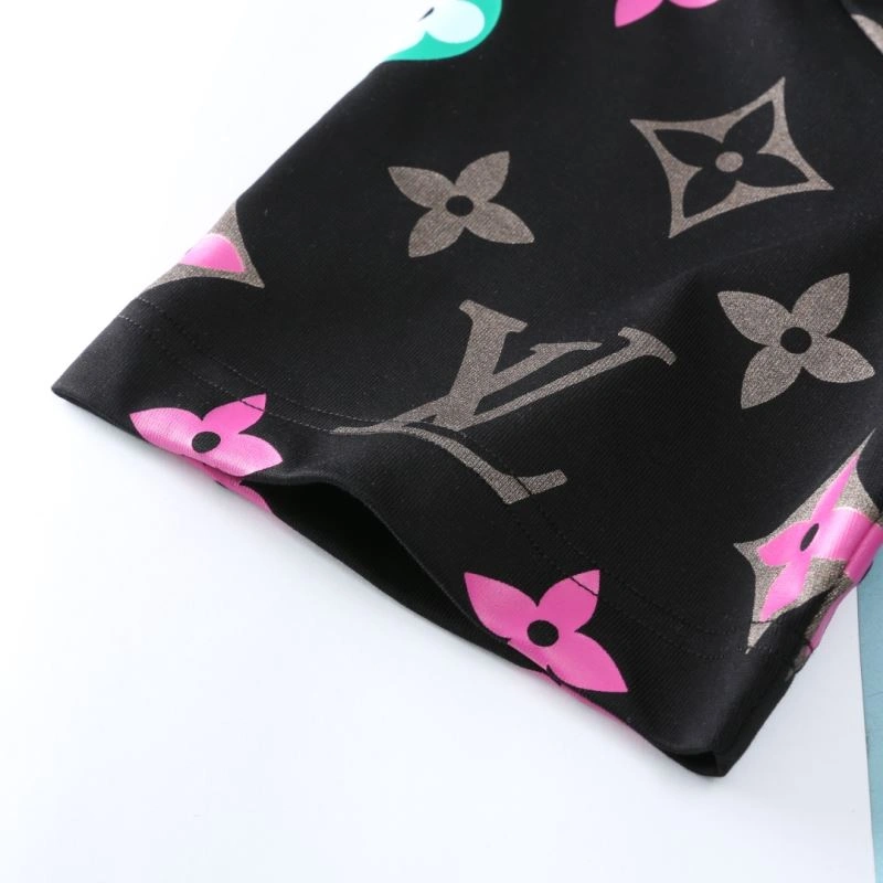 ZipUp Louis Vuitton T-Shirts 136196