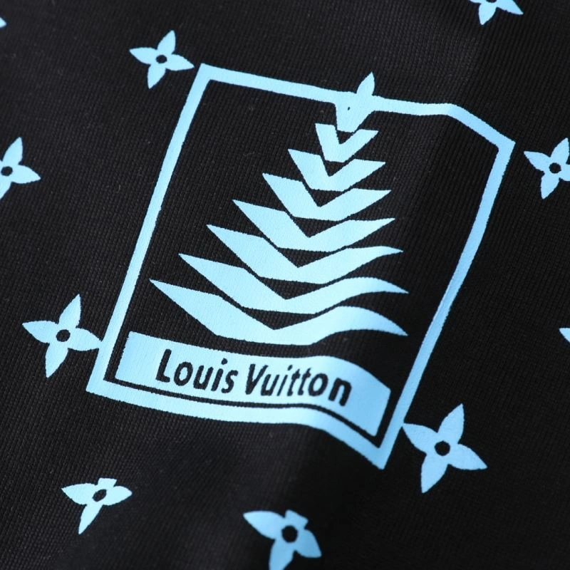Louis Vuitton T-Shirts StreetReady 136193