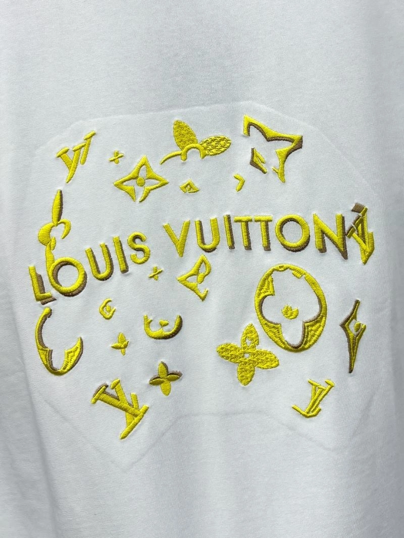 Louis Vuitton T-Shirts Sleek 136191