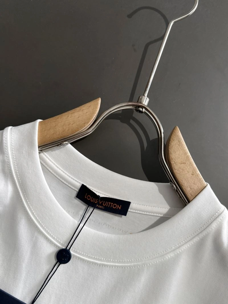 Louis Vuitton T-Shirts Unisex 136189