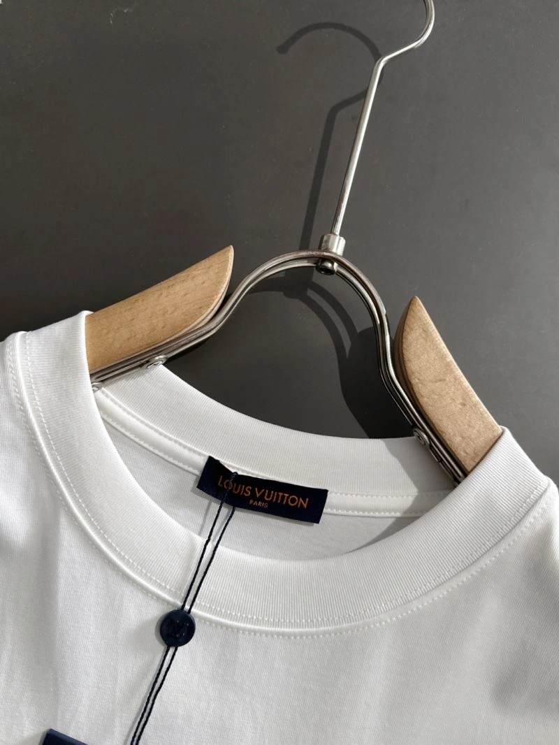 Durable Louis Vuitton T-Shirts 136197