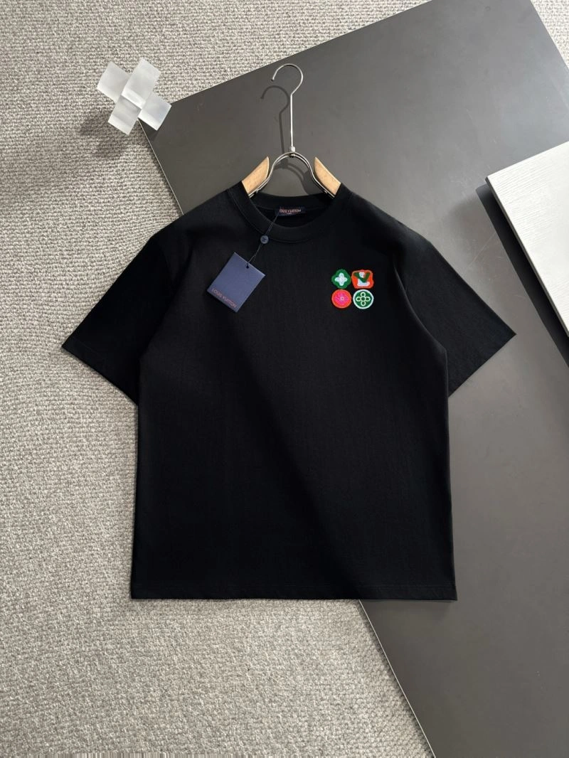 ModernLook Louis Vuitton T-Shirts 136181