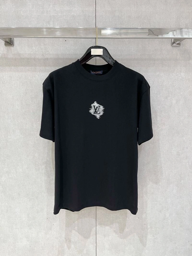 Comfortable Louis Vuitton T-Shirts 136184