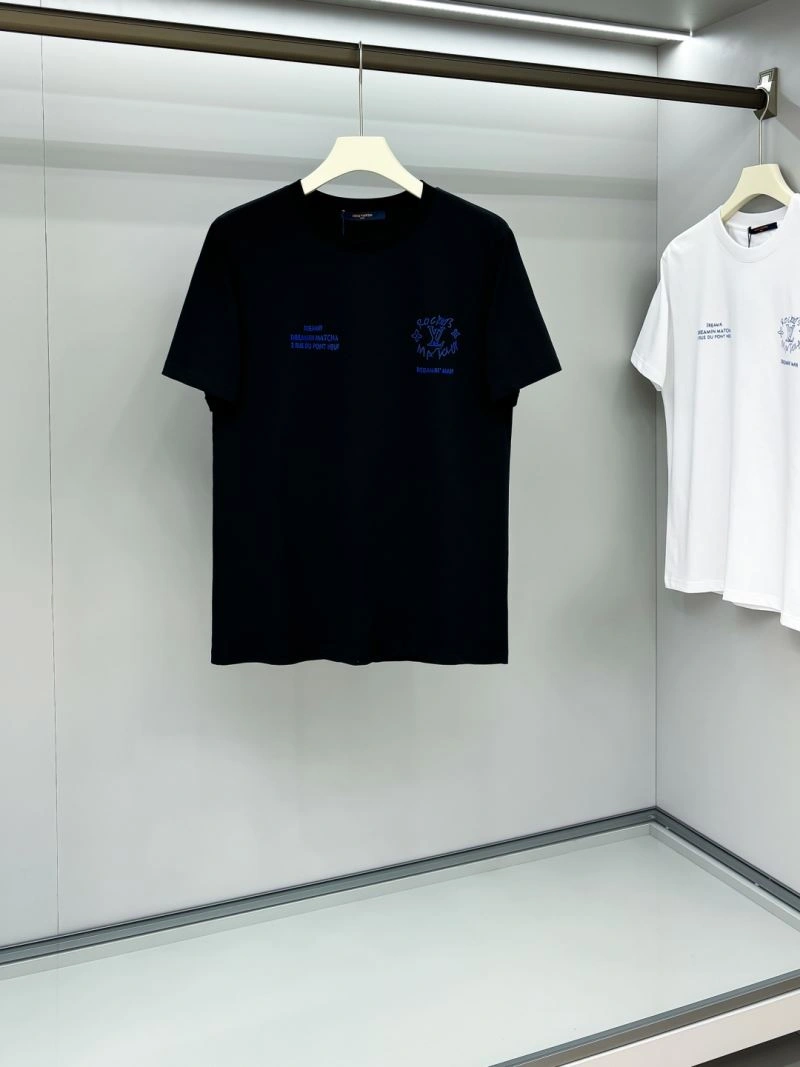 Chic Louis Vuitton T-Shirts 136199