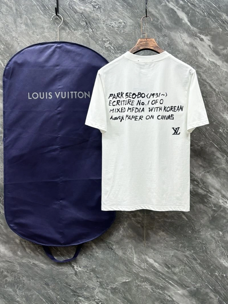 Louis Vuitton T-Shirts Comfortable 136190