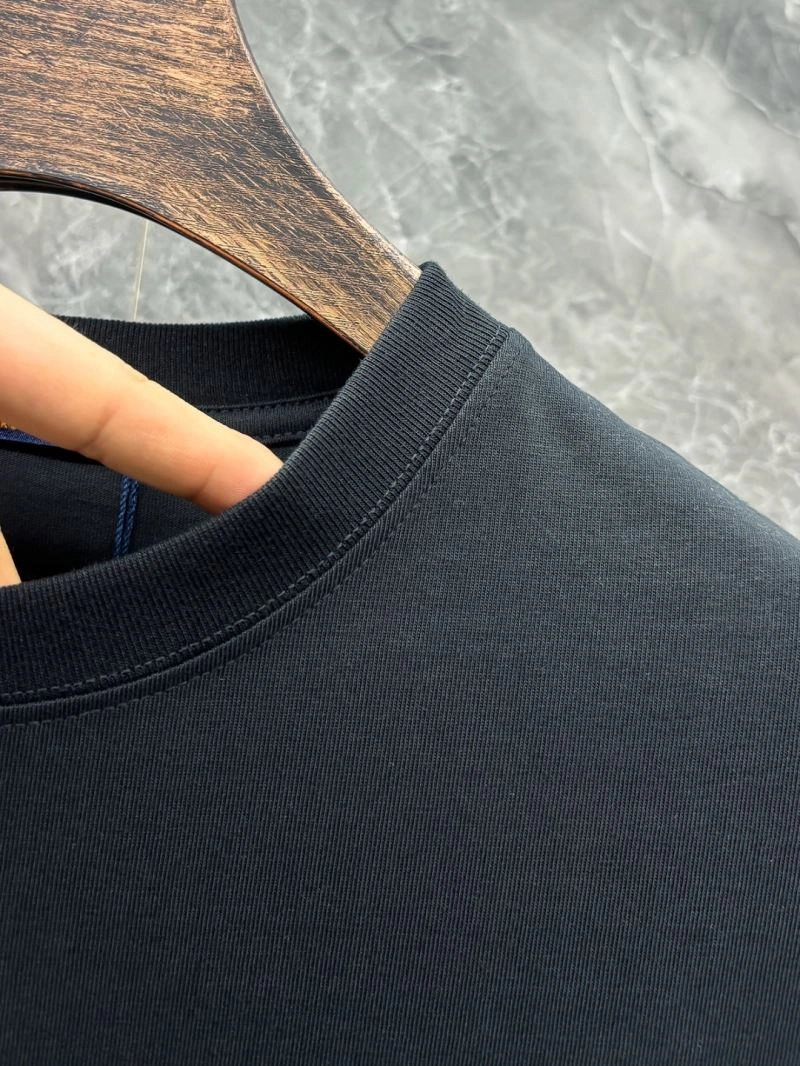 Timeless Louis Vuitton T-Shirts 136186