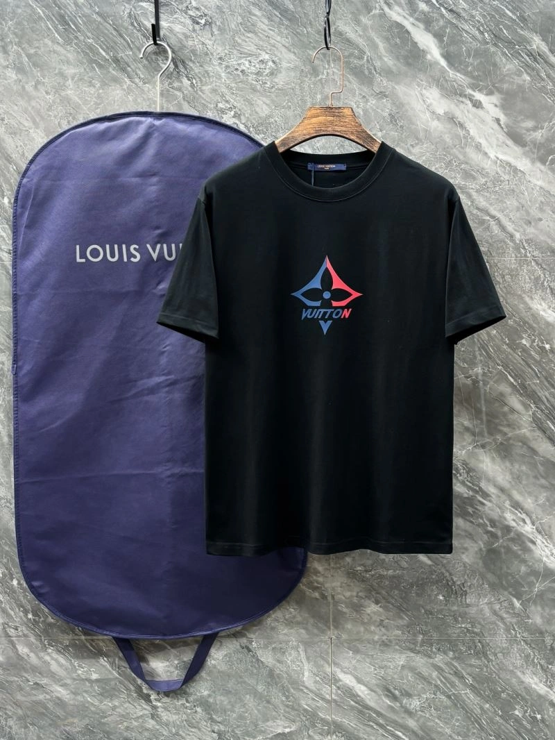 Louis Vuitton T-Shirts Bold 136188