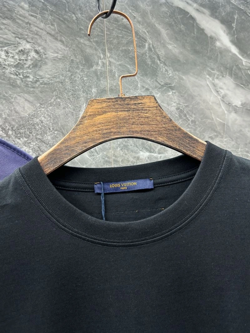 Louis Vuitton T-Shirts Bold 136188