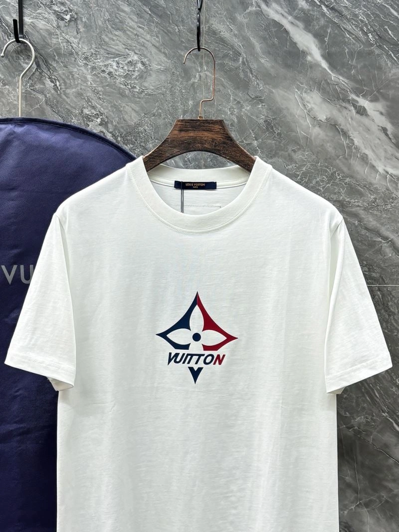 Seasonal Louis Vuitton T-Shirts 136192