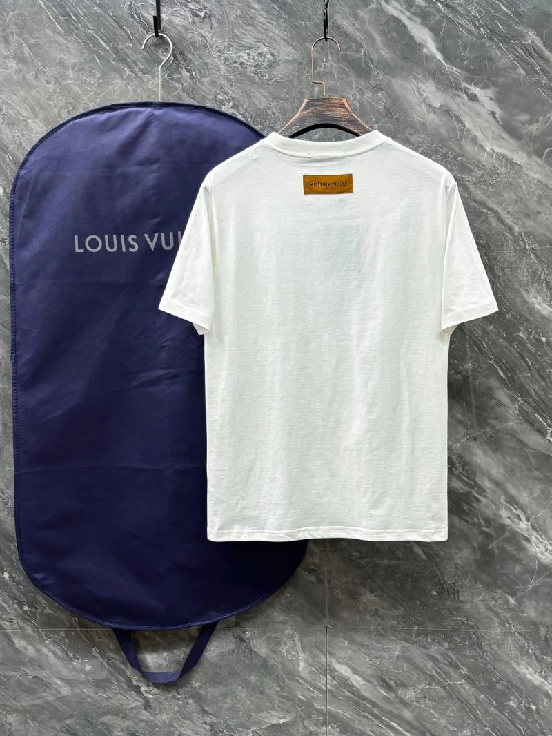 Seasonal Louis Vuitton T-Shirts 136192