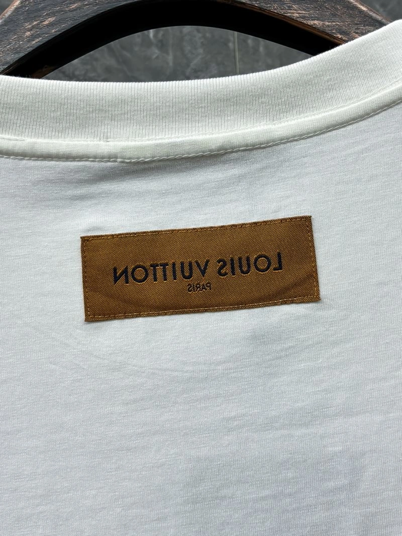 Seasonal Louis Vuitton T-Shirts 136192