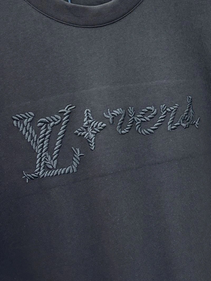 Premium Louis Vuitton T-Shirts 136173