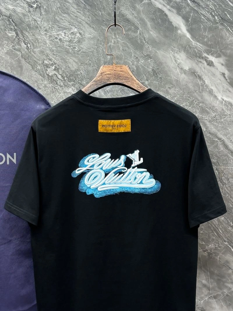 Bright Louis Vuitton T-Shirts 136194