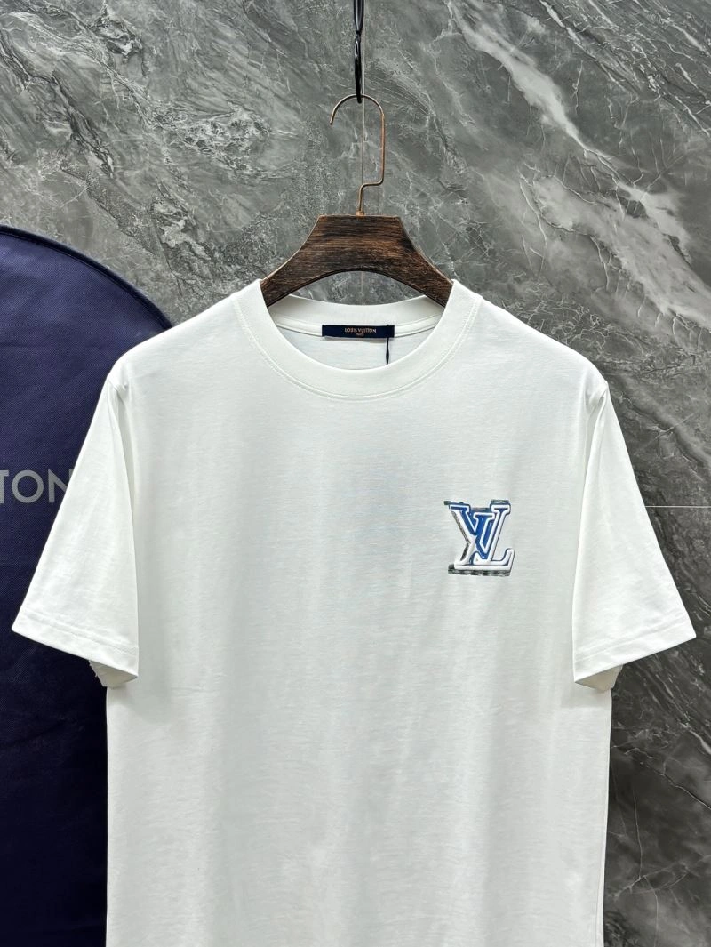 Compact Louis Vuitton T-Shirts 136183