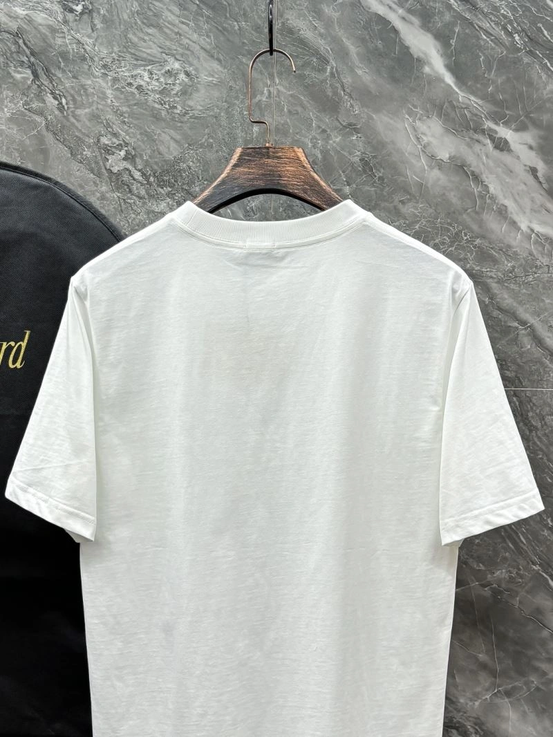 Compact Louis Vuitton T-Shirts 136183