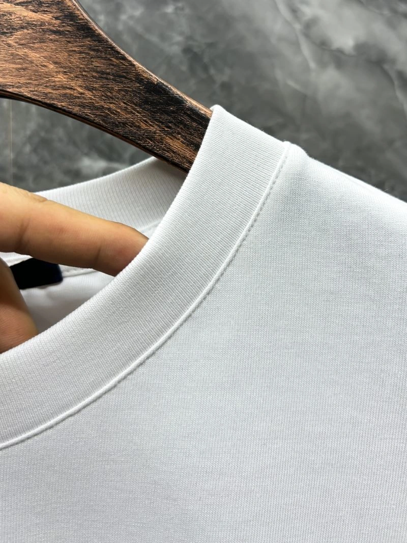 Louis Vuitton T-Shirts TravelReady 136177