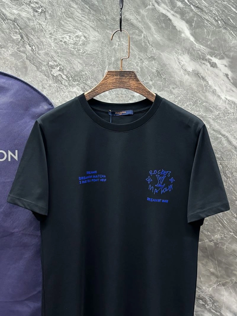 Louis Vuitton T-Shirts Functional 136171
