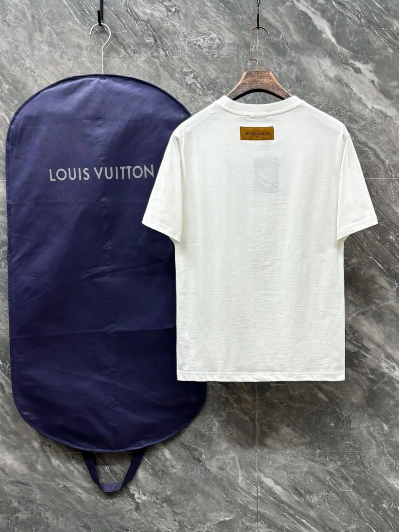 Louis Vuitton T-Shirts Sporty 136178