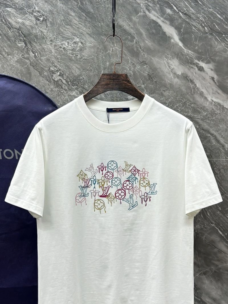Louis Vuitton T-Shirts Sporty 136178
