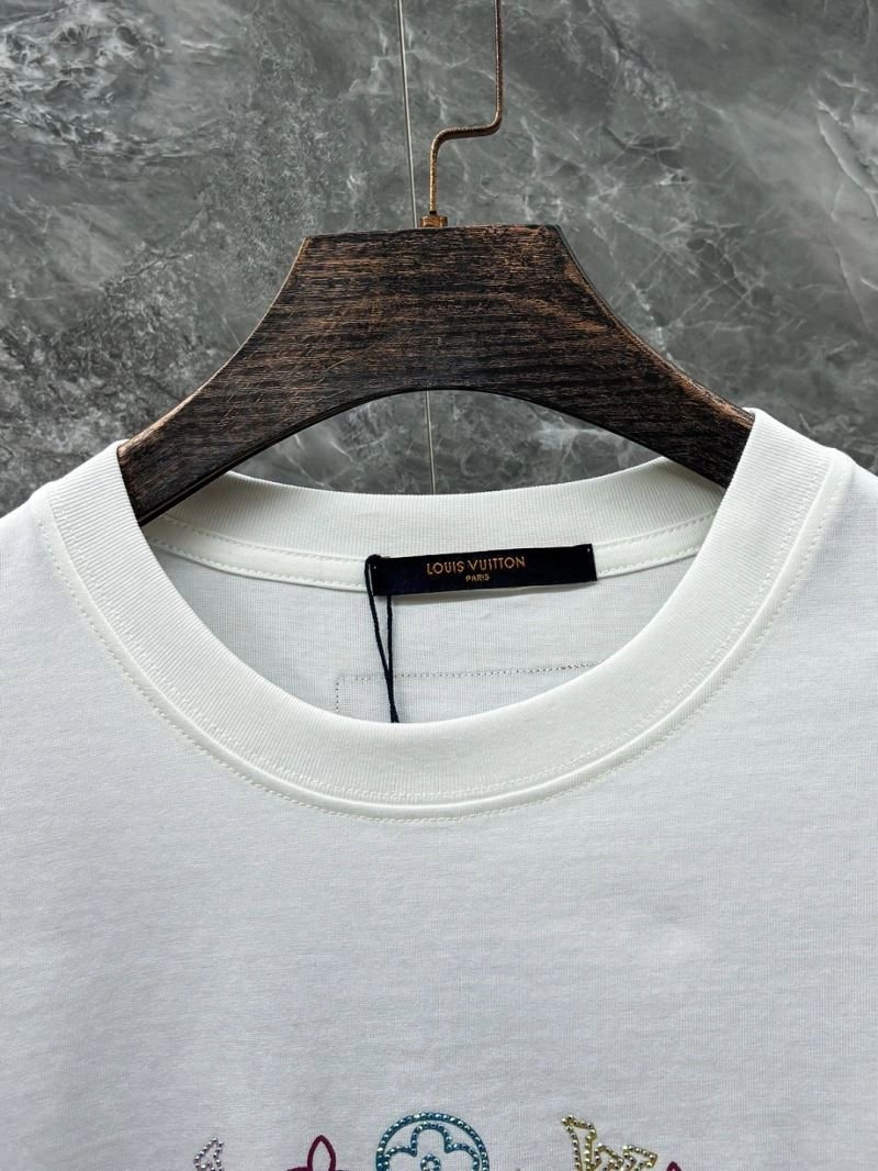 Louis Vuitton T-Shirts Sporty 136178