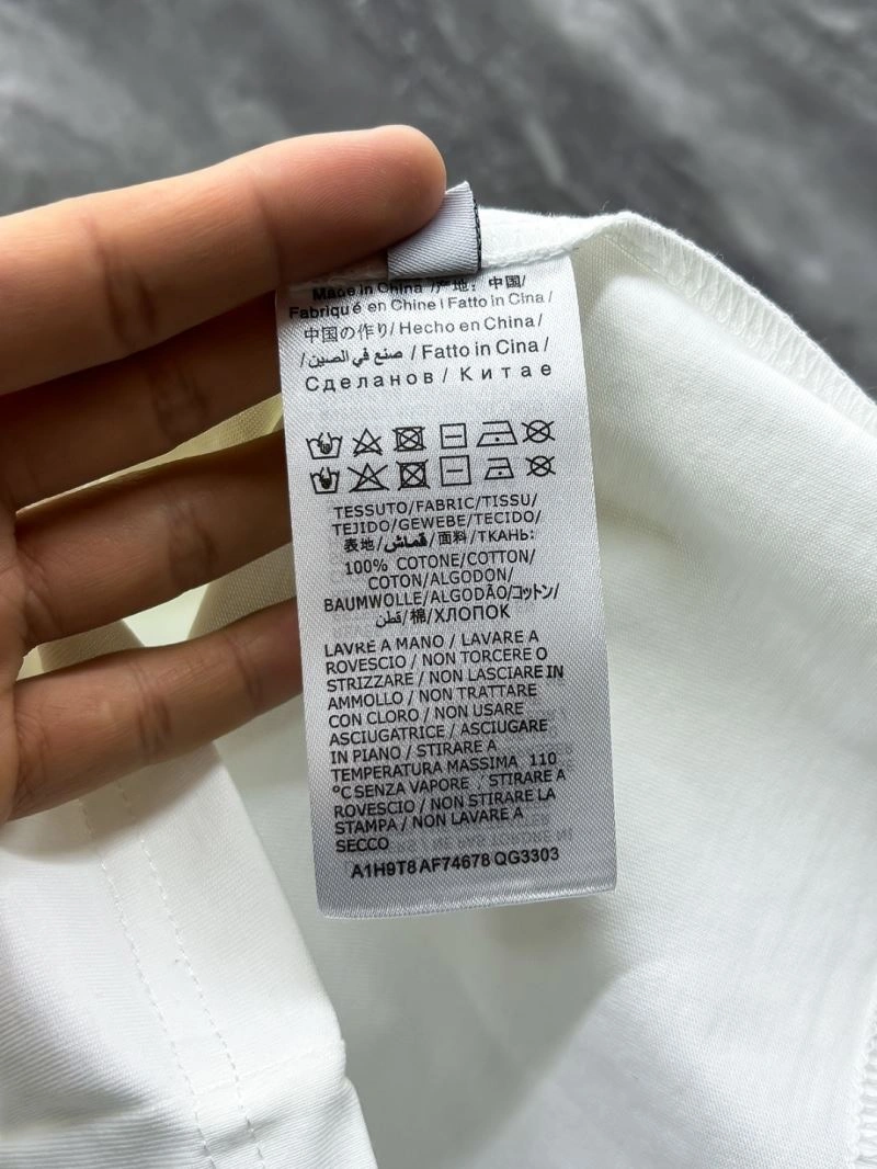 Louis Vuitton T-Shirts Sporty 136178