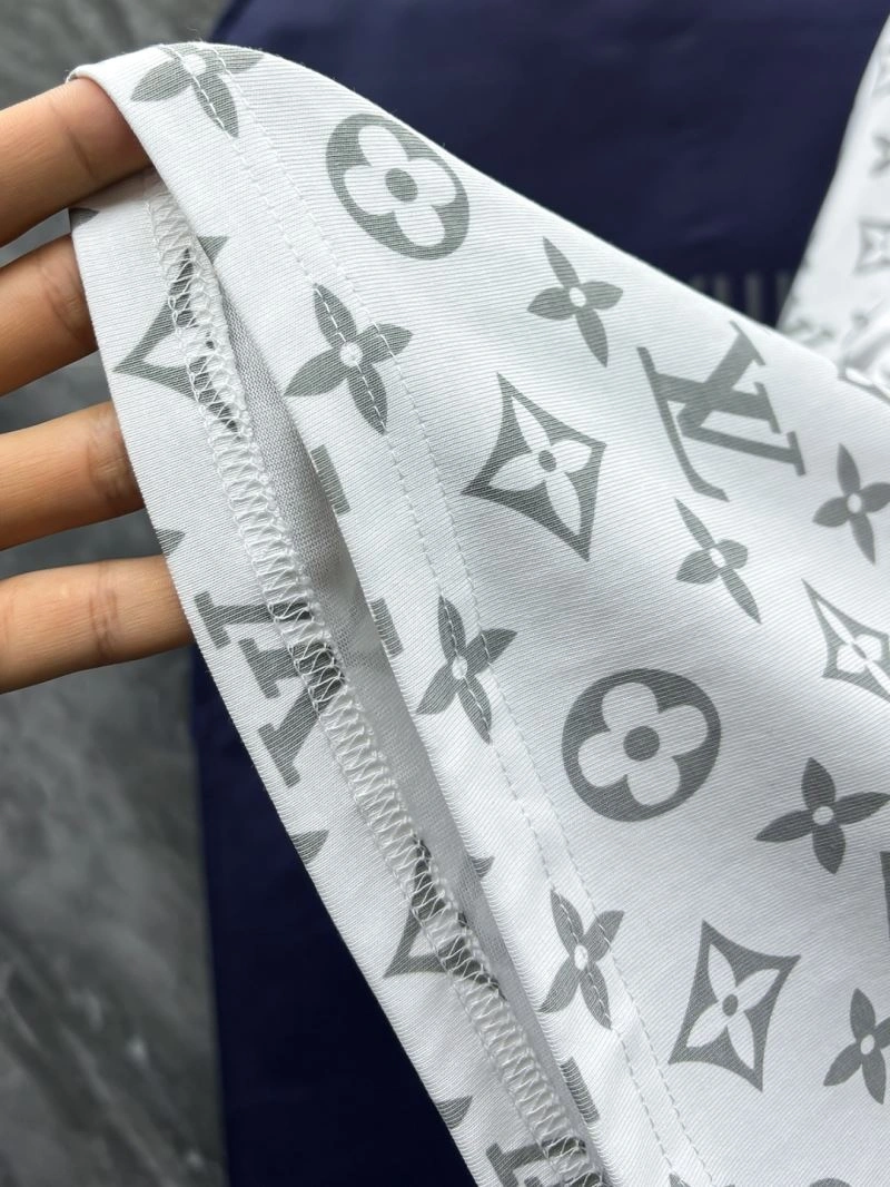 Louis Vuitton T-Shirts NewStyle 136198