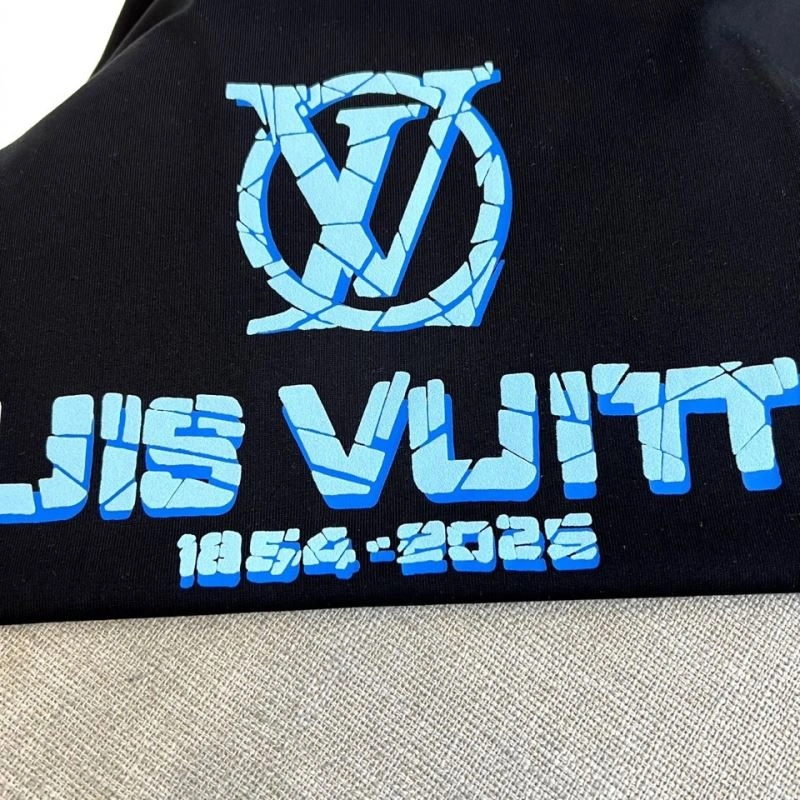 Louis Vuitton T-Shirts Comfortable 136169