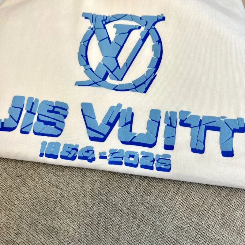 WeatherProof Louis Vuitton T-Shirts 136167