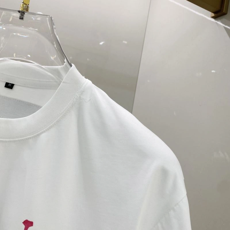 Breathable Louis Vuitton T-Shirts 136157