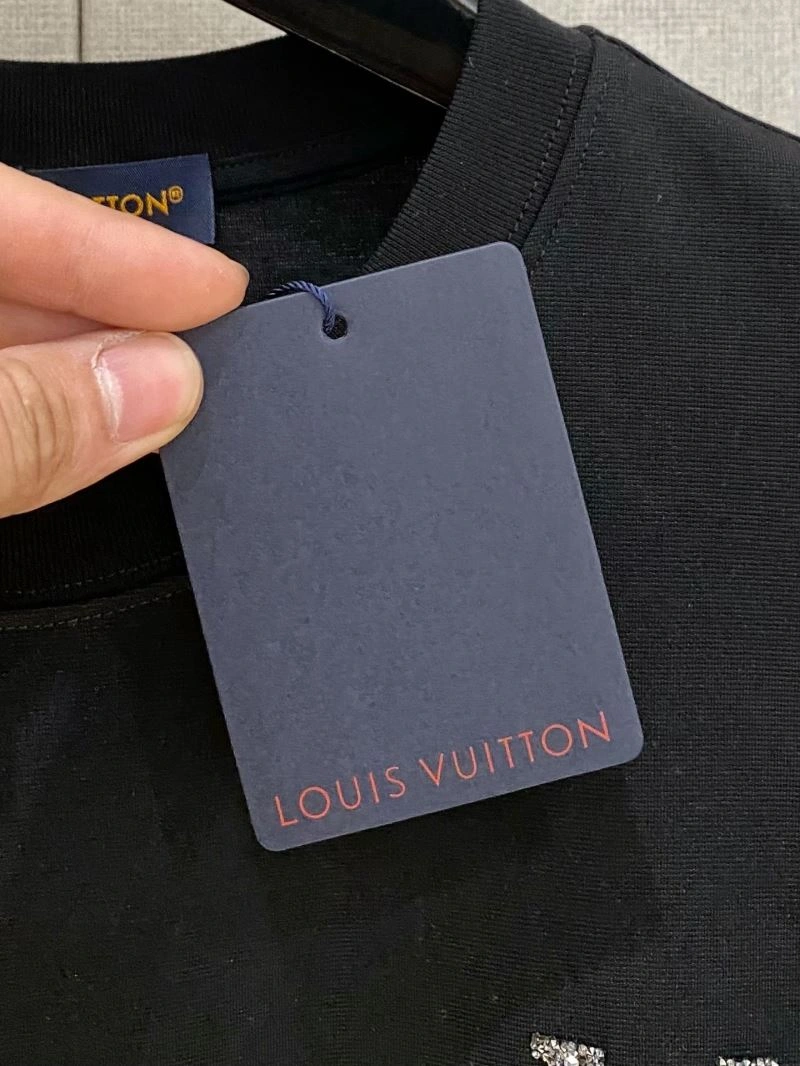 Louis Vuitton T-Shirts Reliable 136140
