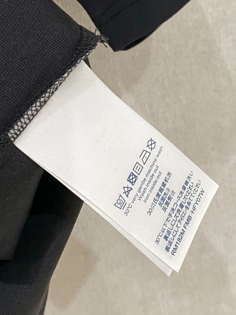 Louis Vuitton T-Shirts Reliable 136140