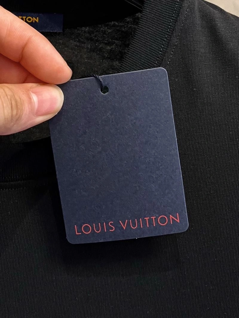 Louis Vuitton T-Shirts Affordable 136145