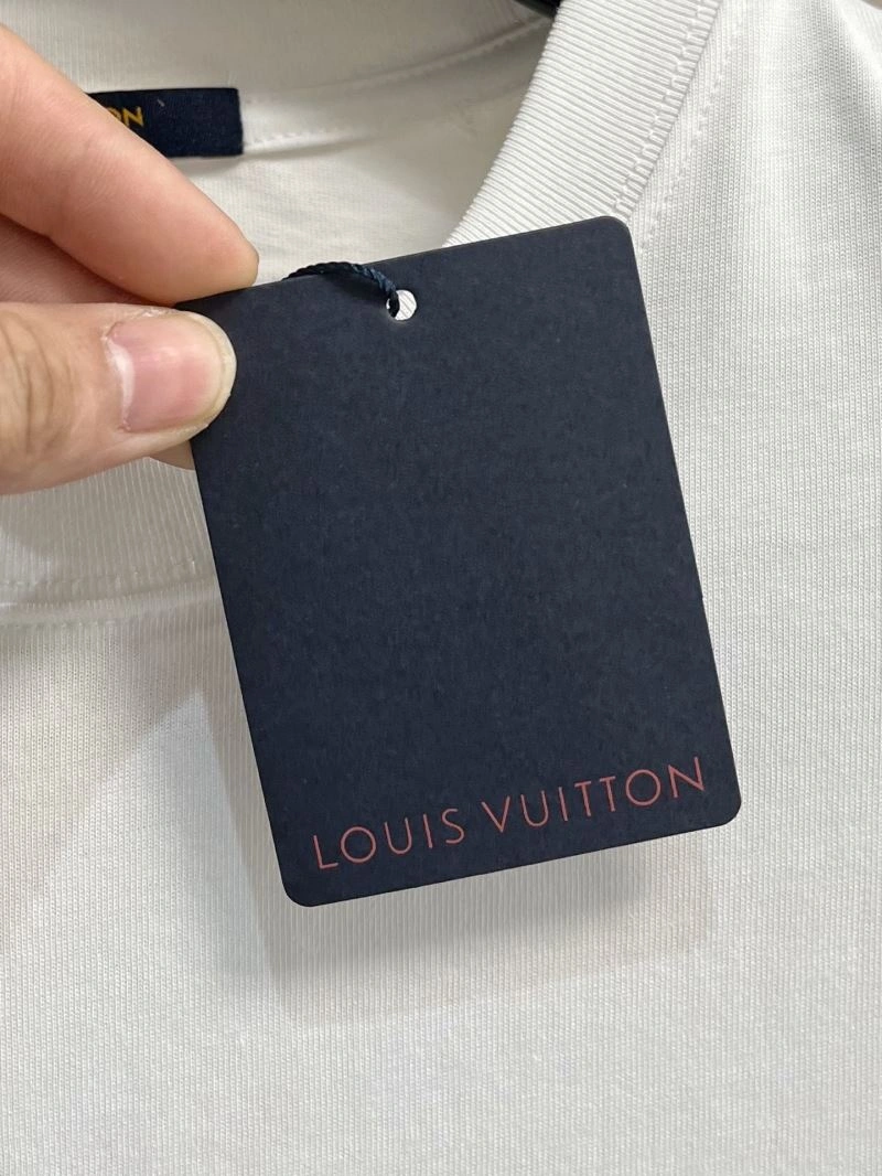 WaterResistant Louis Vuitton T-Shirts 136142