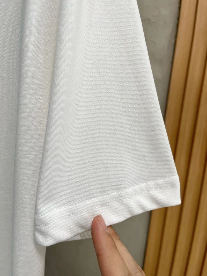 WaterResistant Louis Vuitton T-Shirts 136142