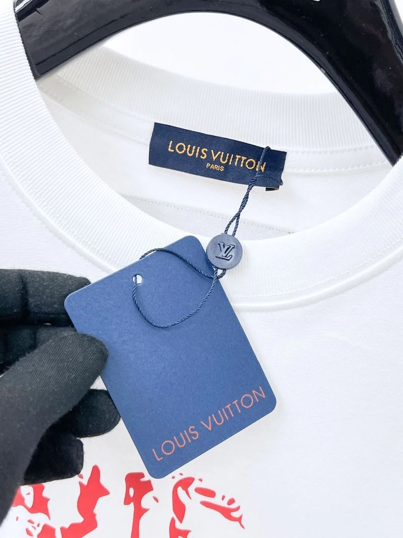 Louis Vuitton T-Shirts Sophisticated 136134