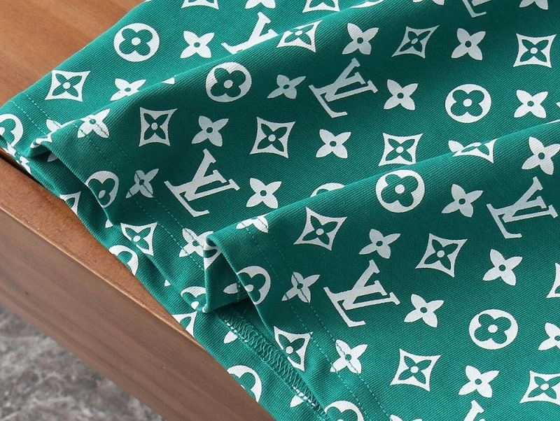 Louis Vuitton T-Shirts MultiPurpose 136137