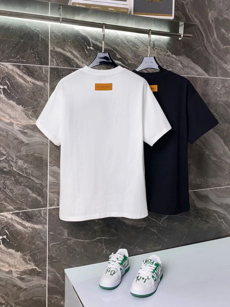 Durable Louis Vuitton T-Shirts 136147