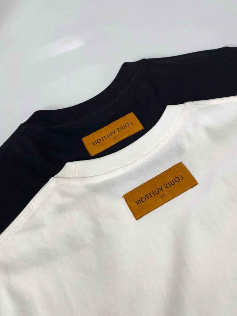 Louis Vuitton T-Shirts WaterResistant 136156