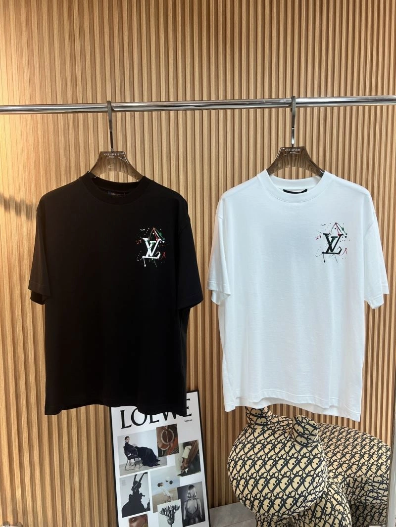 EyeCatching Louis Vuitton T-Shirts 136132
