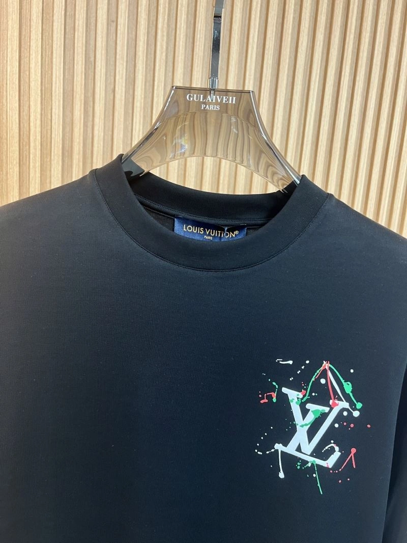 EyeCatching Louis Vuitton T-Shirts 136132