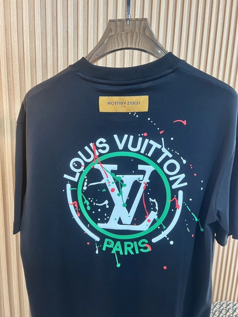 EyeCatching Louis Vuitton T-Shirts 136132