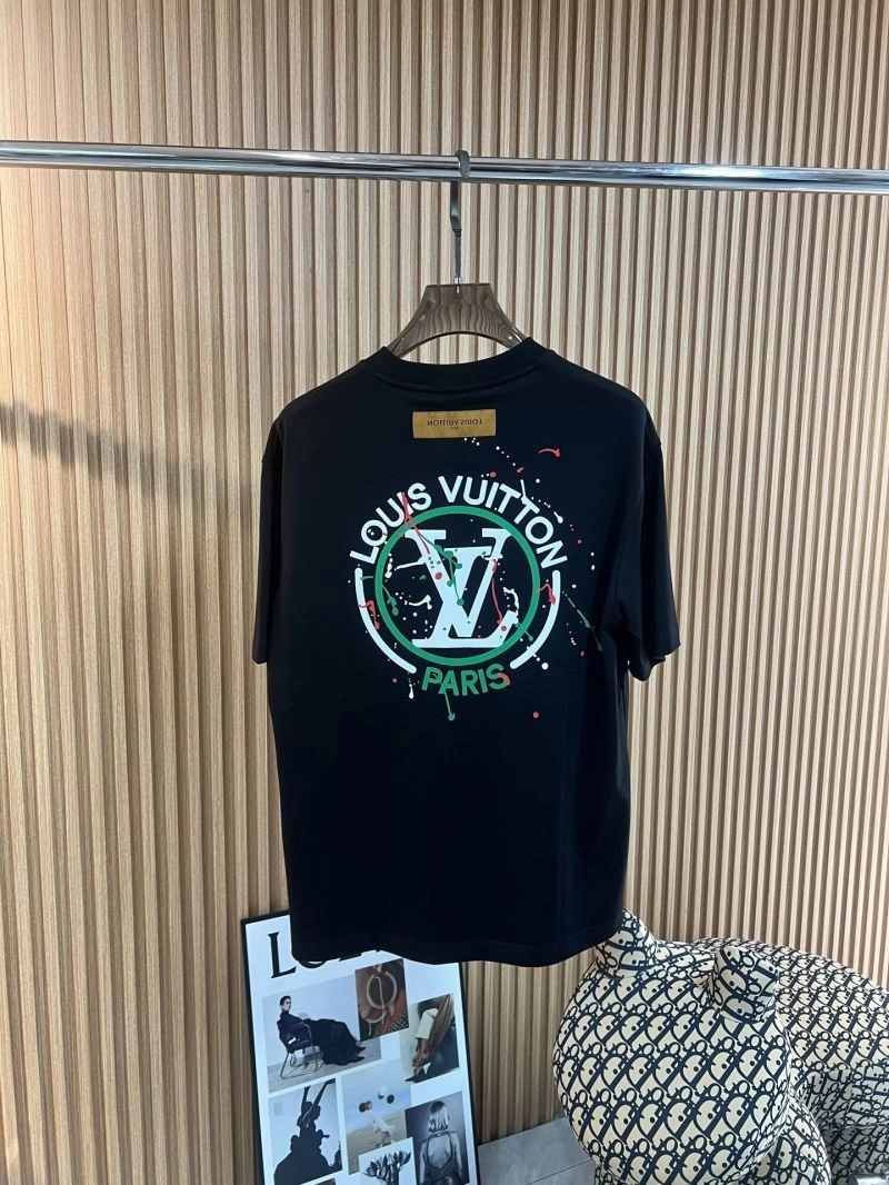 EyeCatching Louis Vuitton T-Shirts 136132