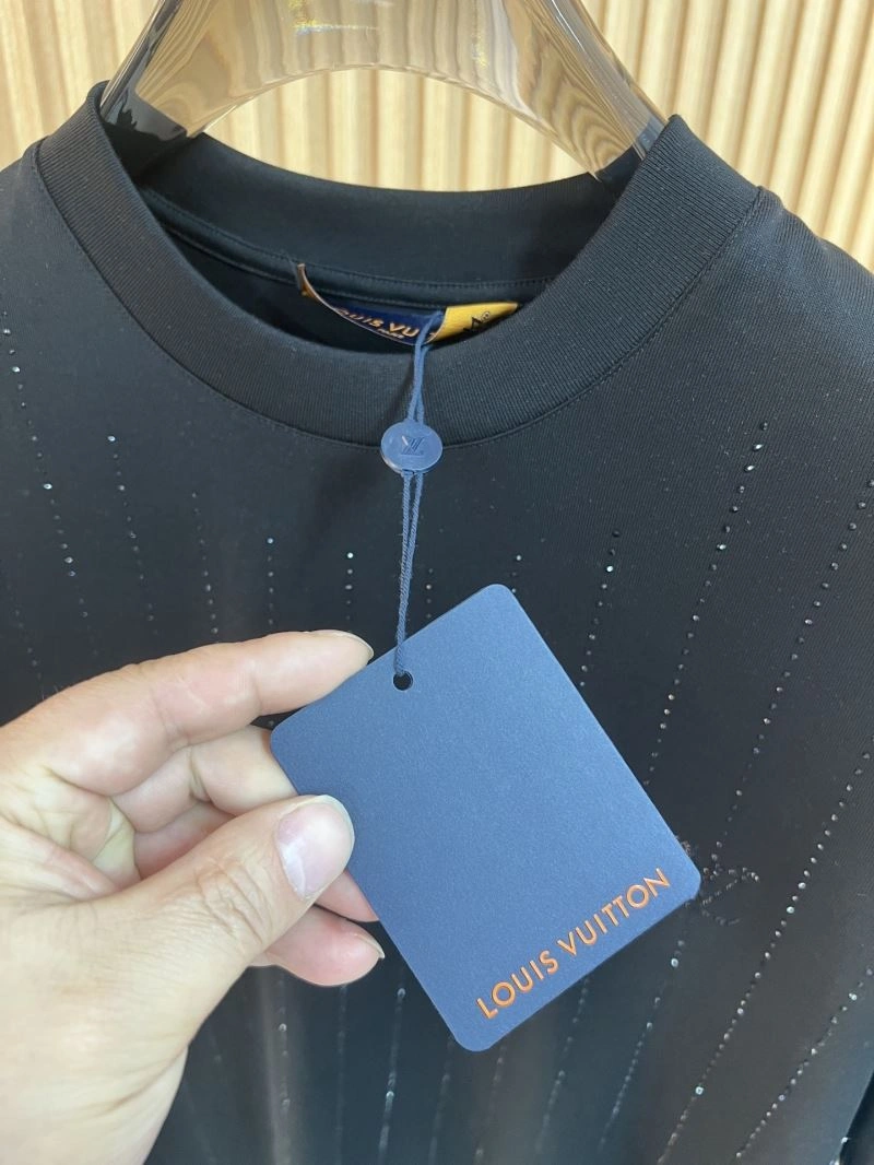 Louis Vuitton T-Shirts FreshLook 136153