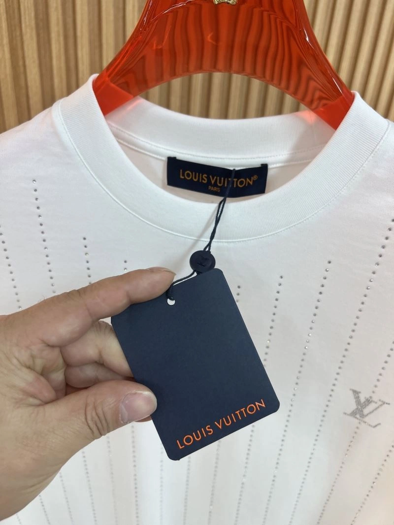 Louis Vuitton T-Shirts QuickDry 136152