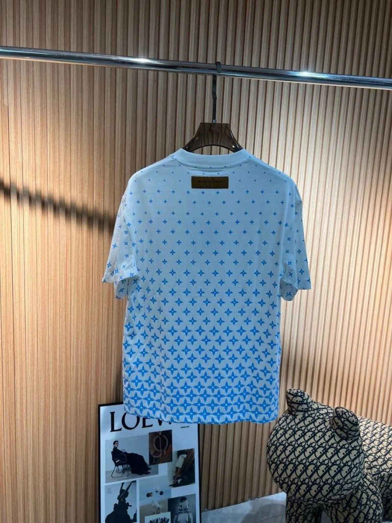 Attractive Louis Vuitton T-Shirts 136133